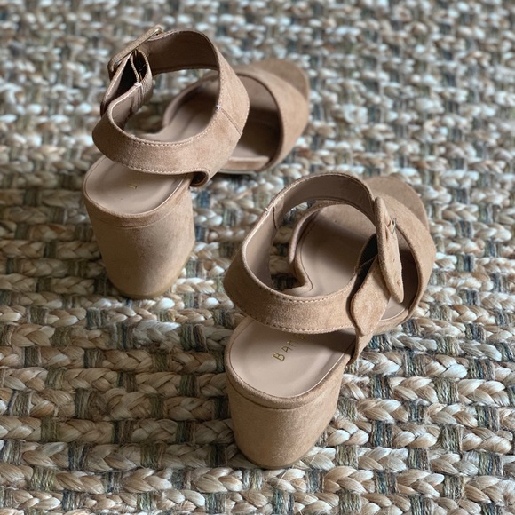 Open Toe Chunky Block Heel with Buckle - Picture 4 of 7